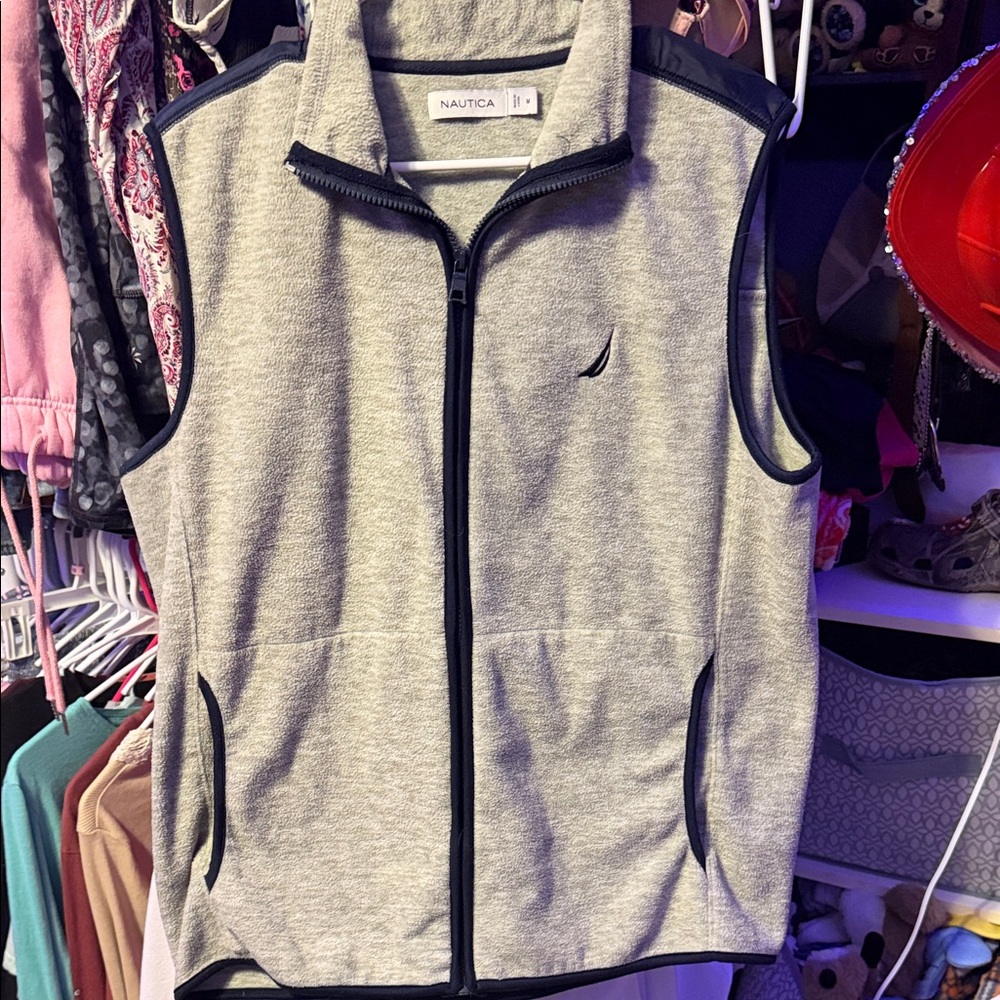 Nautica Heather Gray Sleeveless Zip-Up Fleece Vest with Black Trim